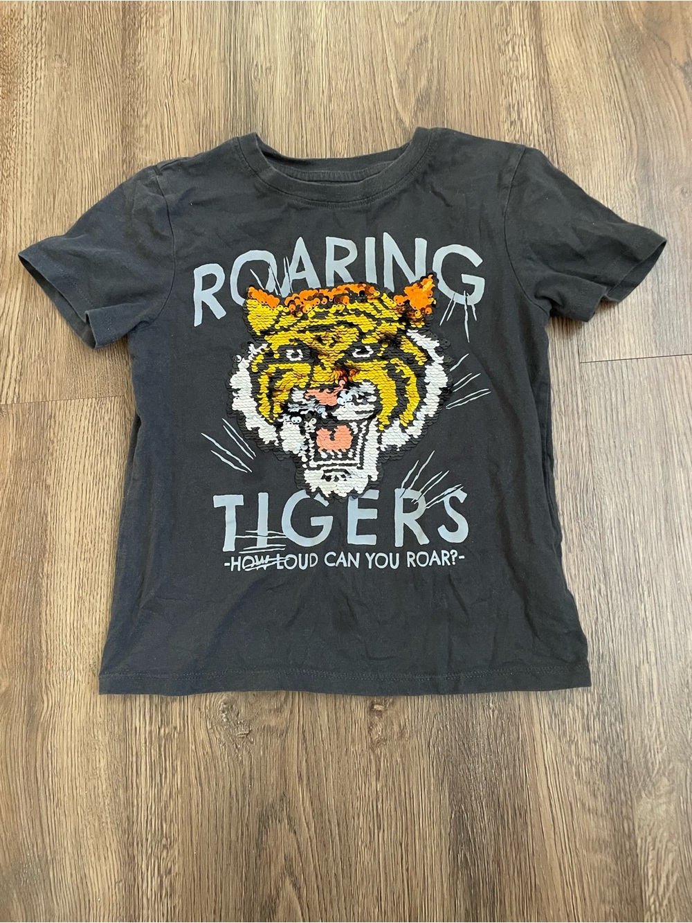 H&M Black Cotton 'Roaring Tigers' Sequin Graphic Tee Shirt Girls Size S 6/7